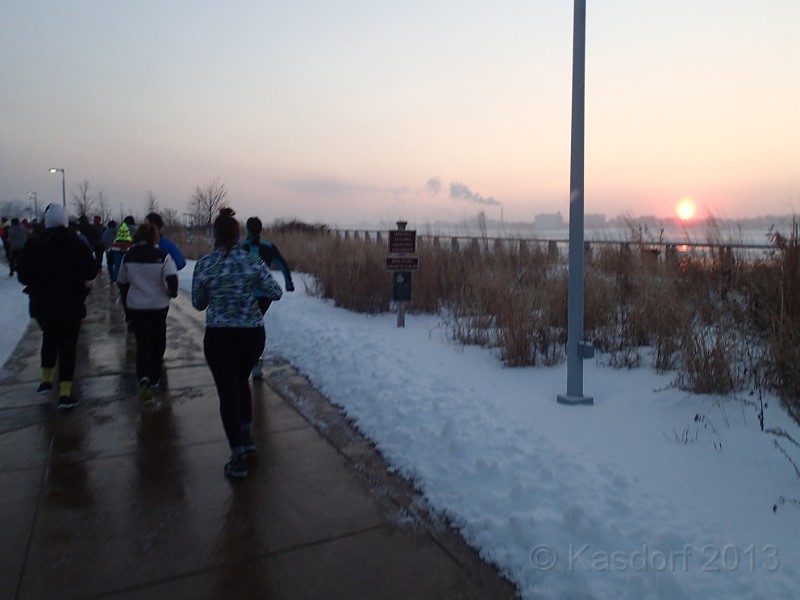 2014 Autoshow Shuffle 5K 080.JPG - 2014 Autoshow Shuffle 5K in Detroit Michigan. A cold day along the river, but accompanied by a great sunrise! Out and back on the River Greenway.